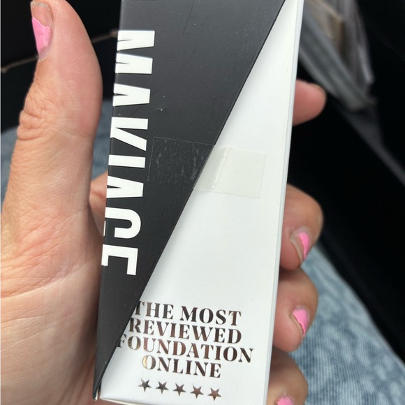 IL MAKIAGE Flawless Base Foundation Box color 55 - Picture 3 of 6